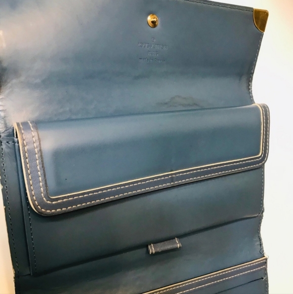 Authentic Louis Vuitton Porte Tresor Suhali International Wallet. - Picture 11 of 15